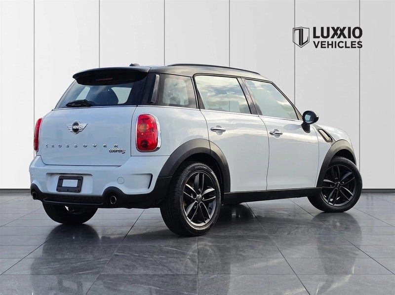2011 MINI Countryman CROSSOVER - COOPER S, photo 2
