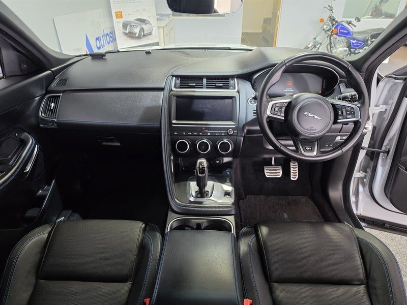 2018 Jaguar E-PACE D180 / AWD / R-DYNAMIC / S, photo 3