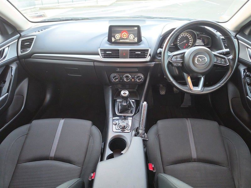 2016 Mazda 3 2.0 / HATCH / MANUAL, photo 3