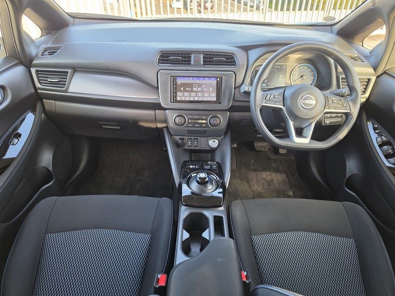 2021 Nissan Leaf S / 40kW / ZE1 / NEW SHAPE, photo 3