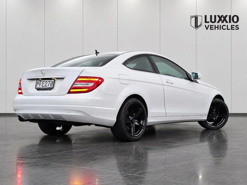 2012 Mercedes-Benz C 180 Coupe, photo 2