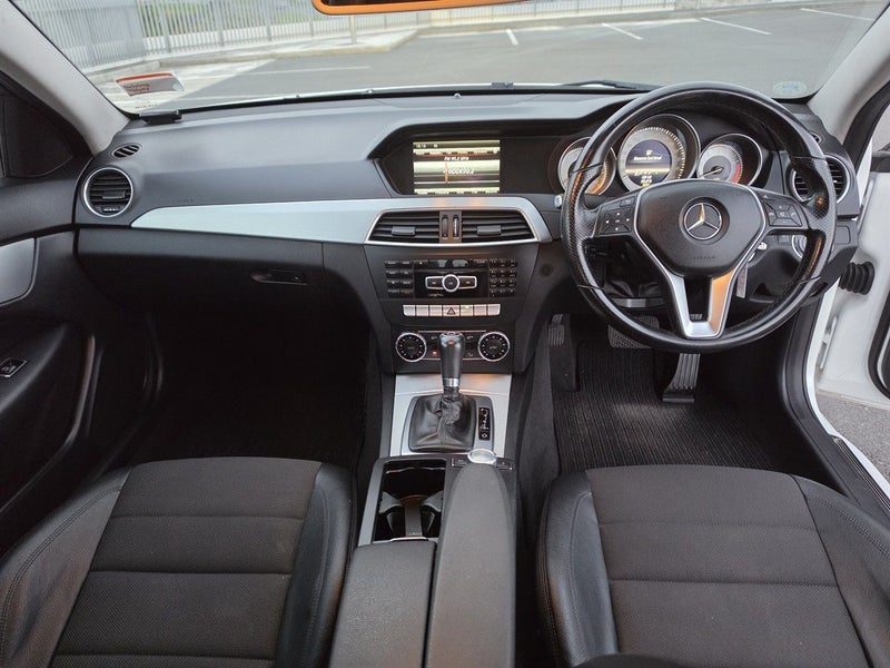 2012 Mercedes-Benz C 180 Coupe, photo 3