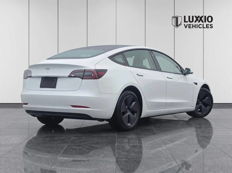 2021 Tesla Model 3 STANDARD RANGE PLUS, photo 2