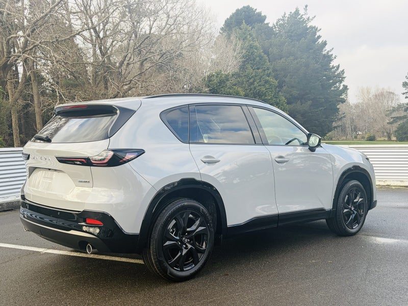 2026 Mazda CX-5 Homura, photo 2