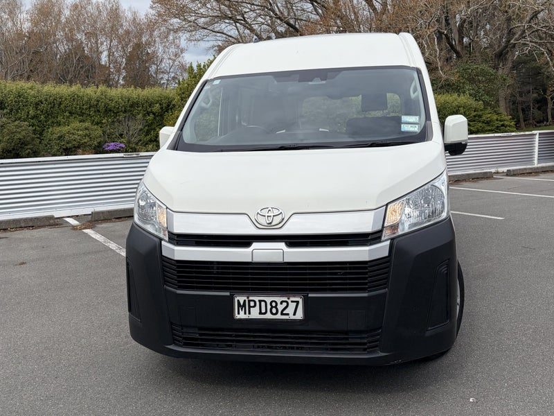 2019 Toyota Hiace ZX PVN 2.8D 6 SPEED AUTOMATIC, photo 2
