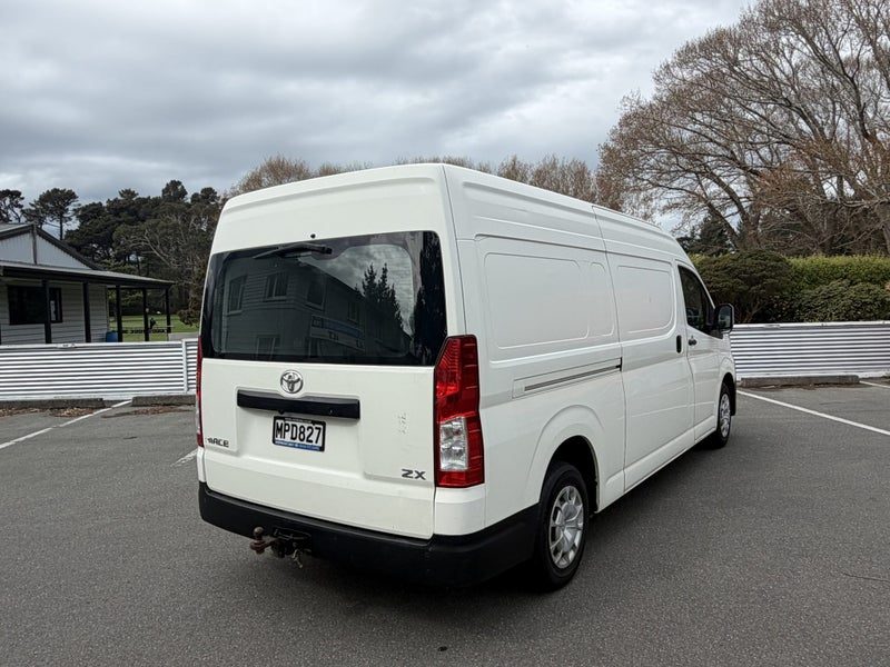 2019 Toyota Hiace ZX PVN 2.8D 6 SPEED AUTOMATIC, photo 3