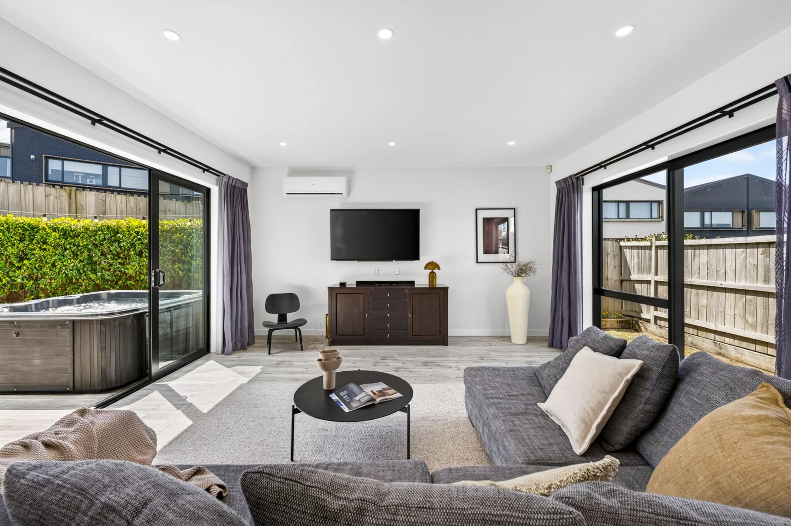 28 Thomas Rielly Avenue, Hobsonville, photo 3