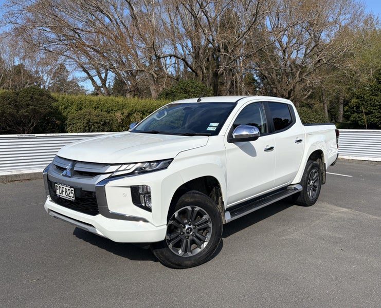 2022 Mitsubishi Triton GLX-R 2.4 LTR AUTOMATIC 4WD