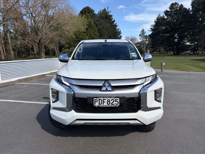 2022 Mitsubishi Triton GLX-R 2.4 LTR AUTOMATIC 4WD, photo 3