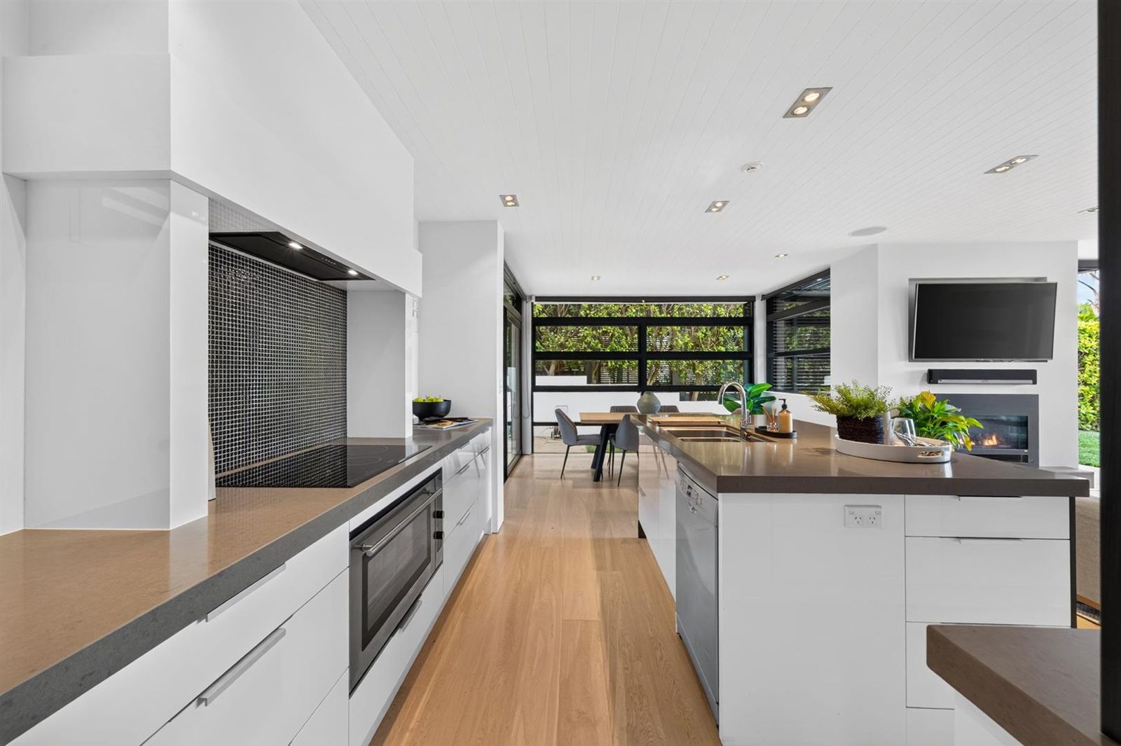 12 Beach Road, Milford, photo 18