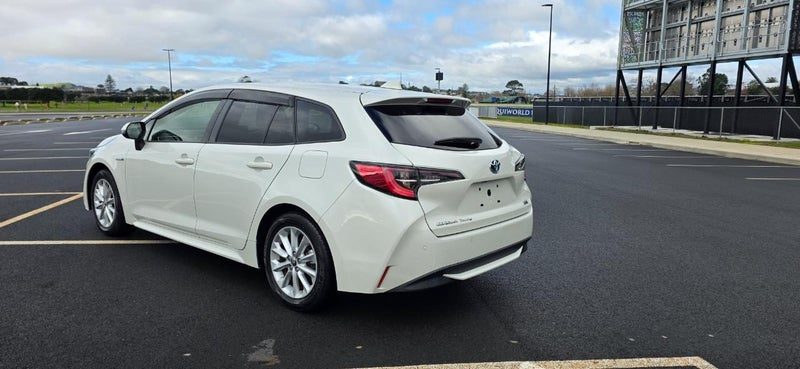 2020 Toyota Corolla HYBRID S TOURING SW, photo 3