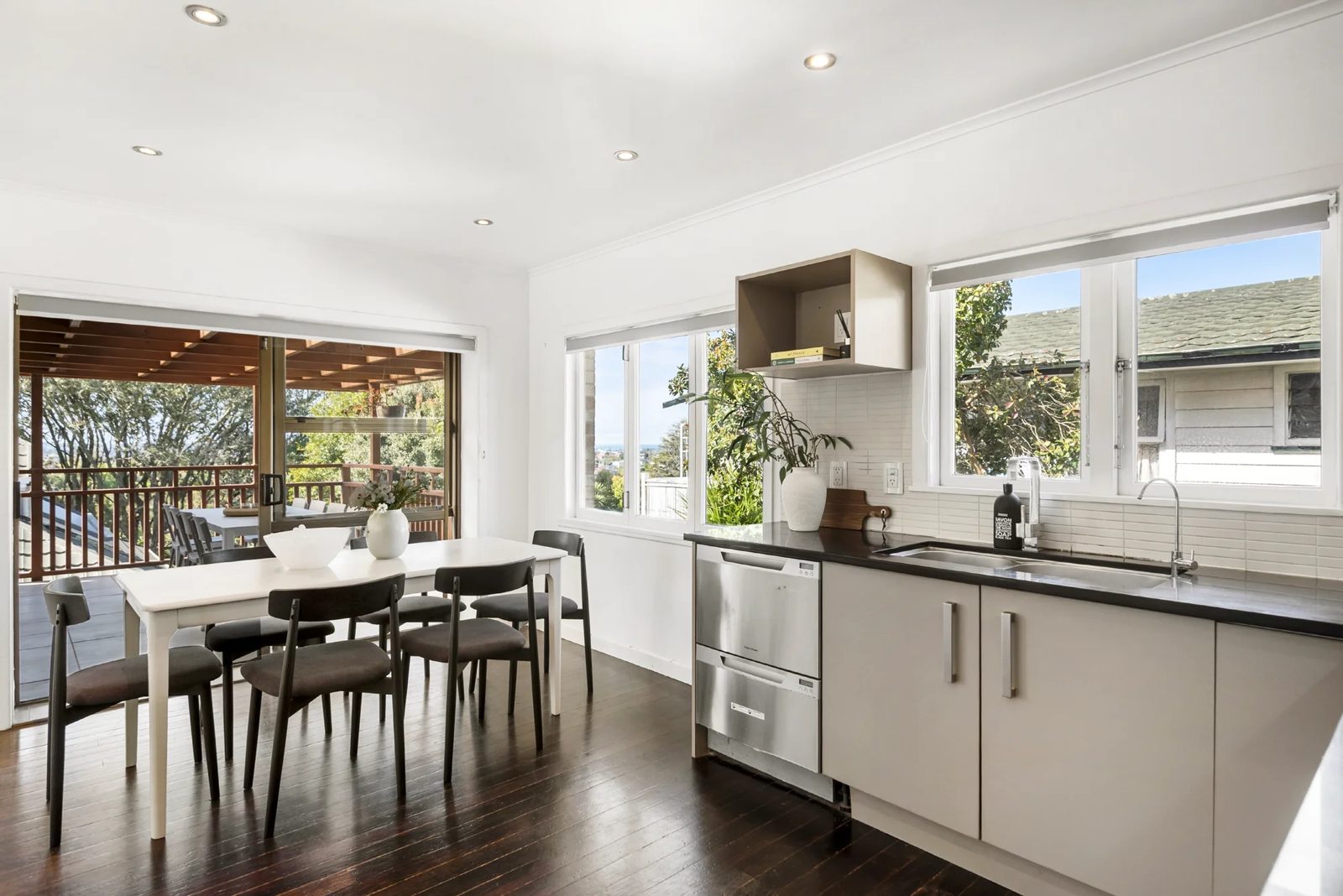1/27 Speedy Crescent, Hillcrest, photo 4