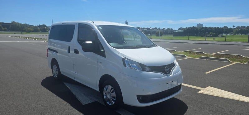 2025 Nissan NV200 GX, photo 2