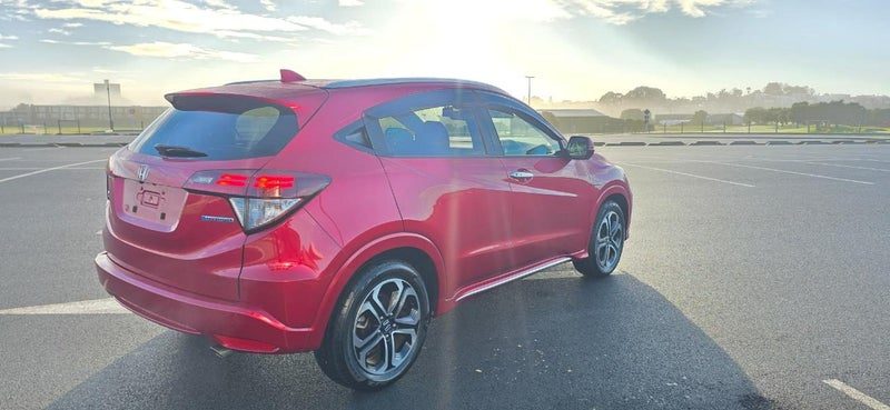 2017 Honda Vezel HYBRID Z GRADE 4.5, photo 3