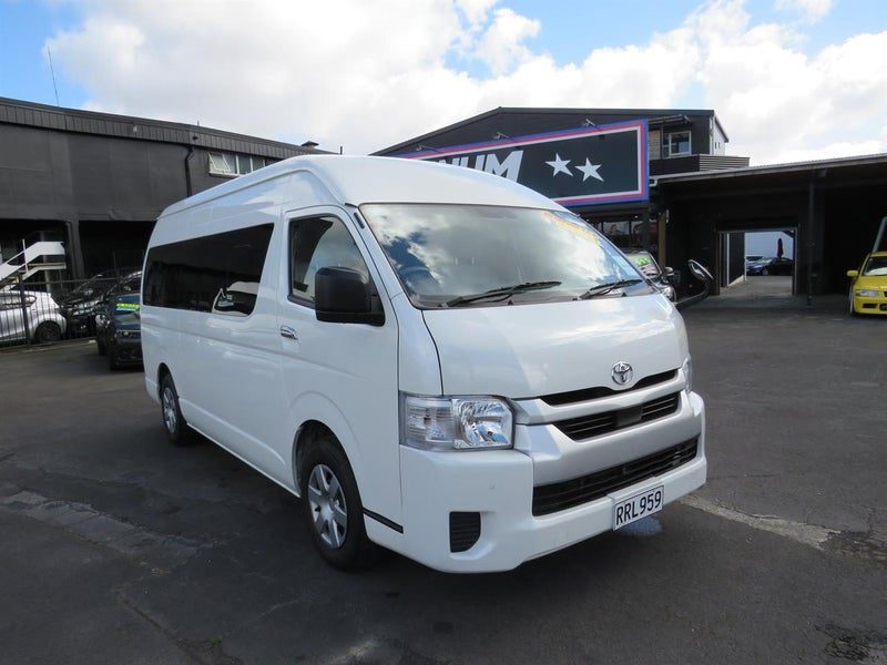 2023 Toyota Hiace GL 2.8TD MINIBUS