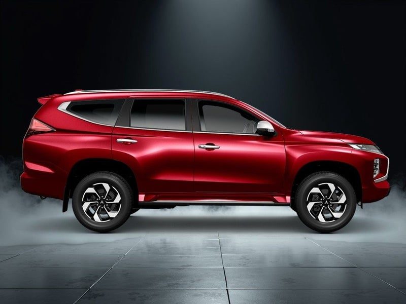 2026 Mitsubishi Pajero Sport VRX 7 Seater, photo 2