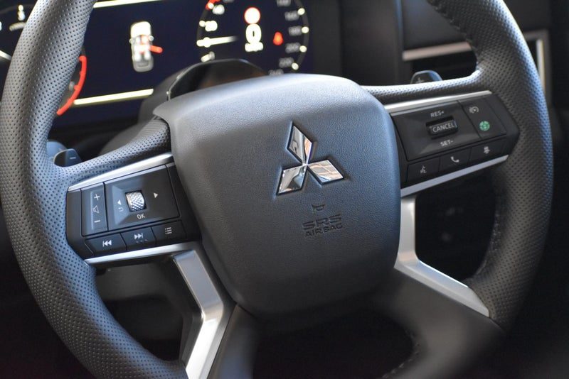 2026 Mitsubishi Outlander VRX 7 Seater, photo 2