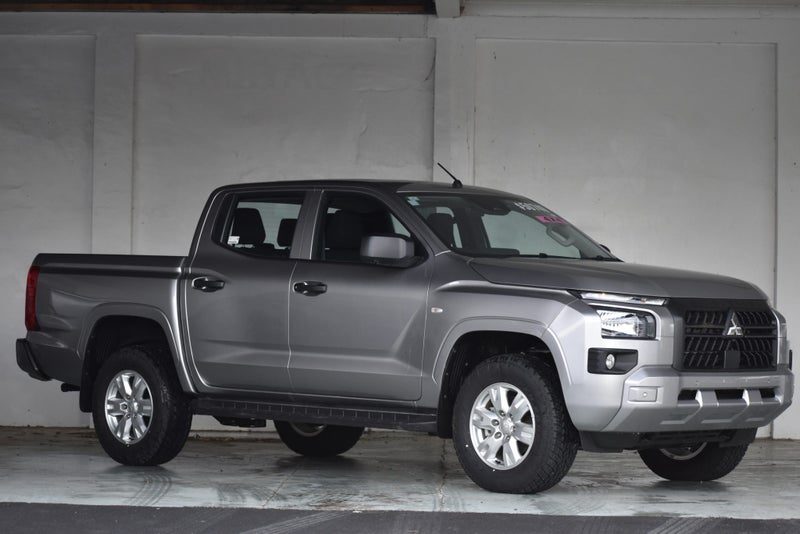 2026 Mitsubishi Triton DC GLX 4WD 6At