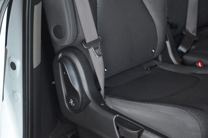 2024 Kia Carnival EX, photo 2