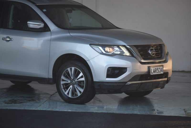 2018 Nissan Pathfinder ST 7 Seat Auto, photo 2