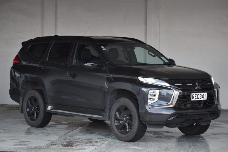 2025 Mitsubishi Pajero Sport VRX 7 Seater