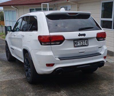 2019 Jeep Grand Cherokee Srt8, photo 2