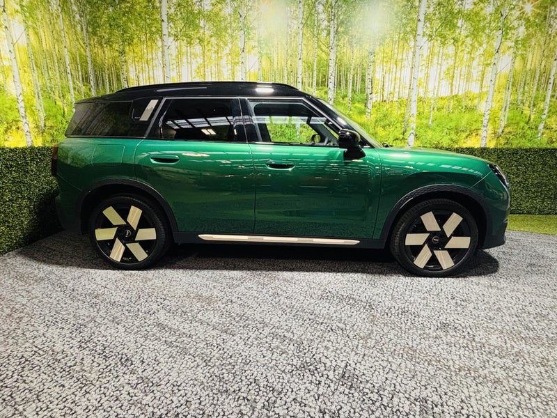 2025 MINI Countryman S ALL4 - Favoured Spec, photo 3