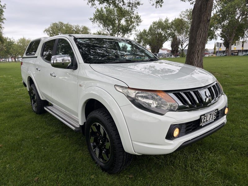 2016 Mitsubishi Triton GLXR