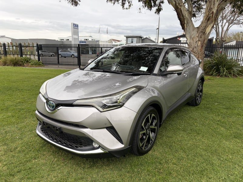 2017 Toyota C-HR Limited, photo 3