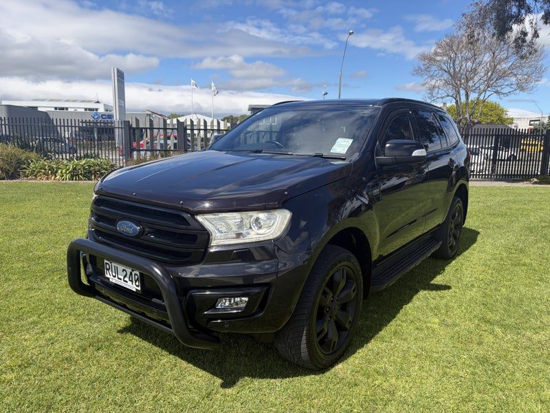 2015 Ford Everest Titanium 3.2D Automatic 4WD SUV, photo 3