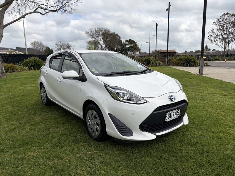 2021 Toyota Aqua 1.5 L Automatic Hybrid Hatch