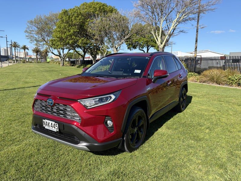 2020 Toyota RAV4 Limited, photo 3