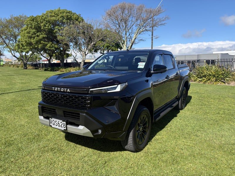 2026 Toyota Hilux SR 5 Limited, photo 3