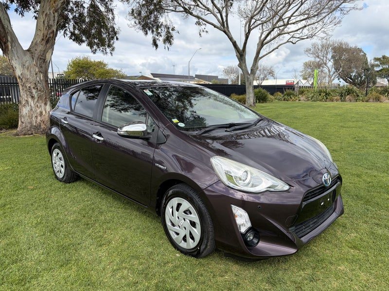 2017 Toyota Aqua G