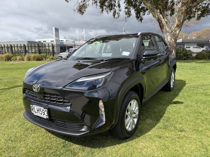 2025 Toyota Yaris Cross GX, photo 3