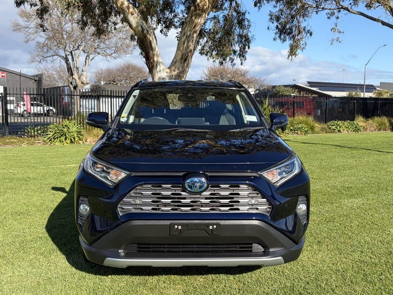 2019 Toyota RAV4 Limited, photo 2
