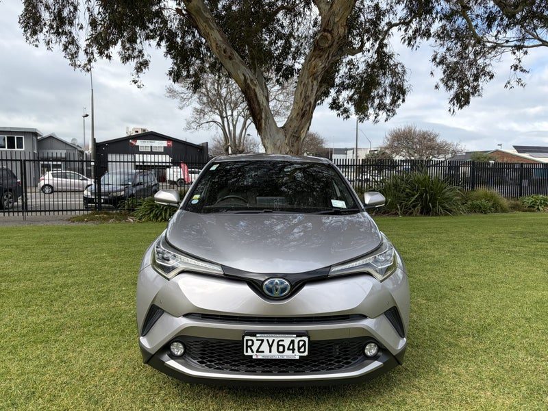 2017 Toyota C-HR G, photo 2