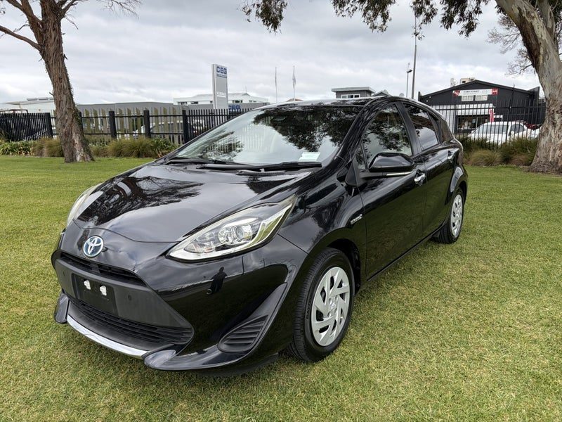 2019 Toyota Aqua S, photo 3