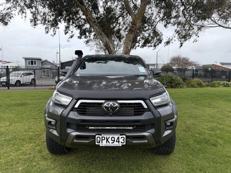 2022 Toyota Hilux SR 5 Cruiser, photo 2
