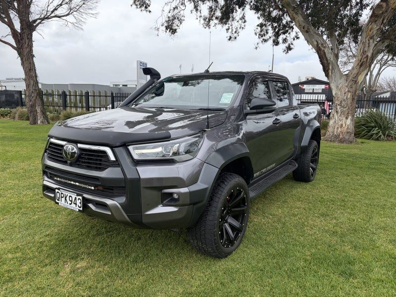 2022 Toyota Hilux SR 5 Cruiser, photo 3