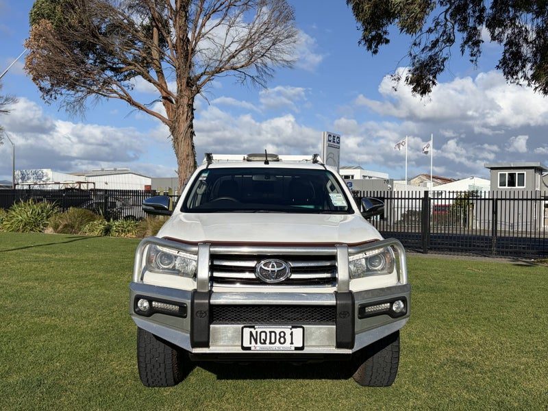 2017 Toyota Hilux SR 5 Limited, photo 2