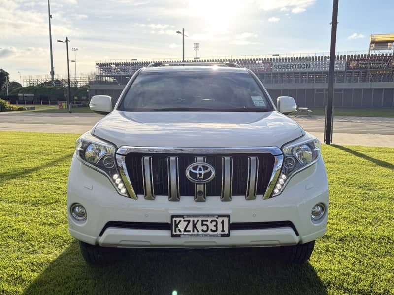 2017 Toyota Land Cruiser Prado VX, photo 2