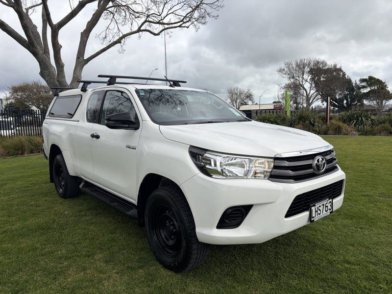 2018 Toyota Hilux SR