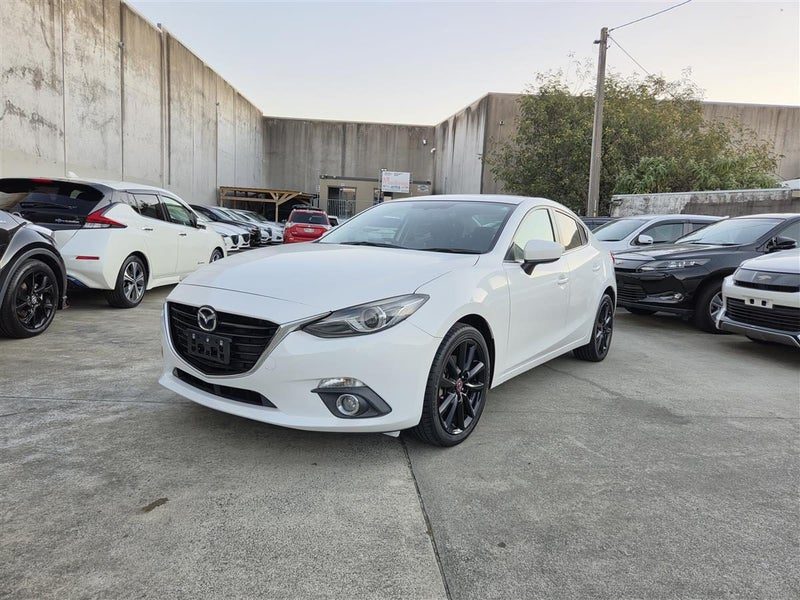 2013 Mazda Axela S