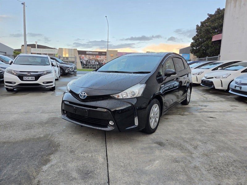 2015 Toyota Prius Alpha