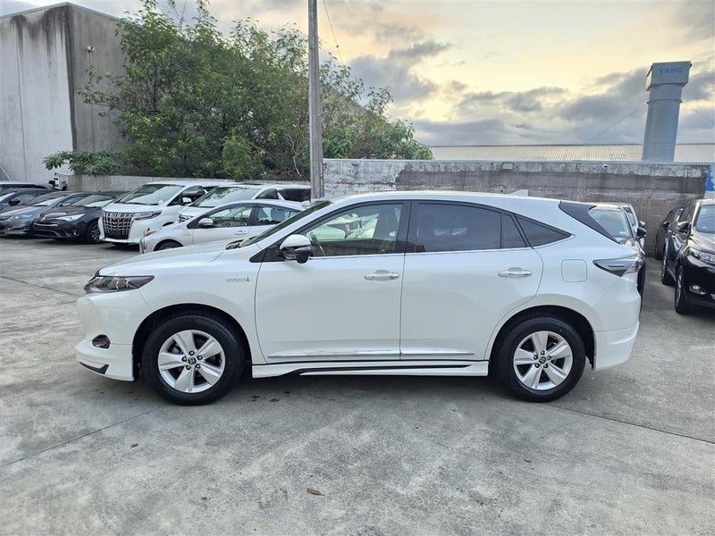 2015 Toyota Harrier Hybrid, photo 2