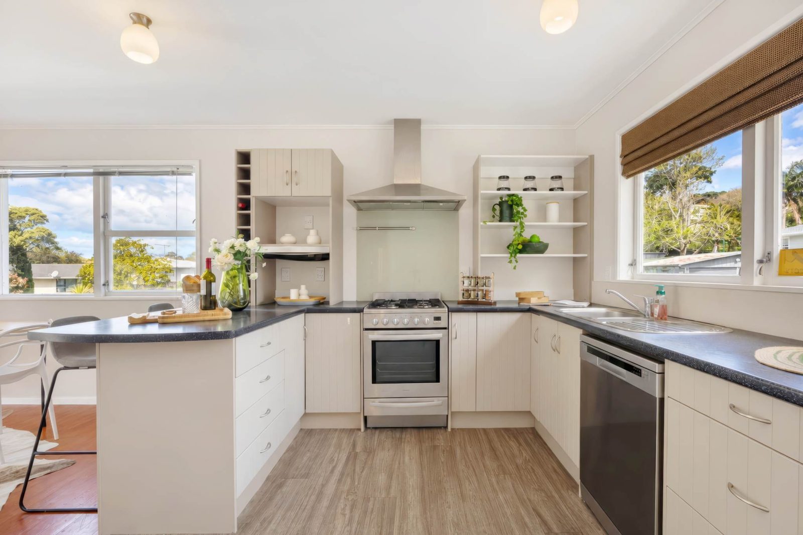 11 Rosalind Road, Glenfield, photo 3