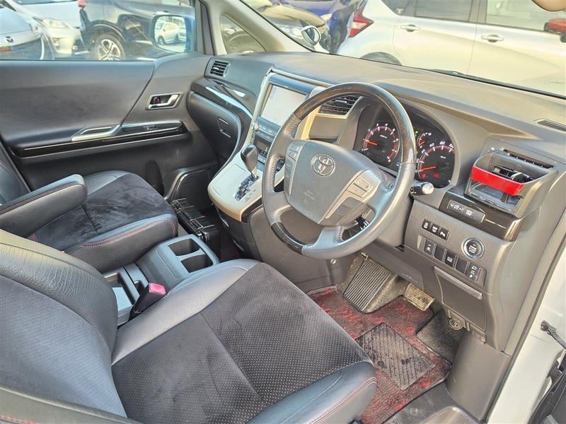 2013 Toyota Vellfire Z, photo 3
