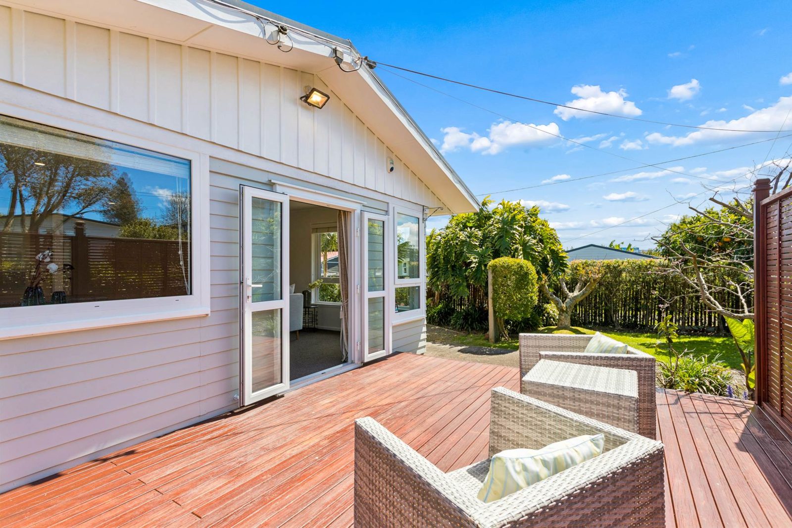 115 Vodanovich Road, Te Atatu South, photo 6
