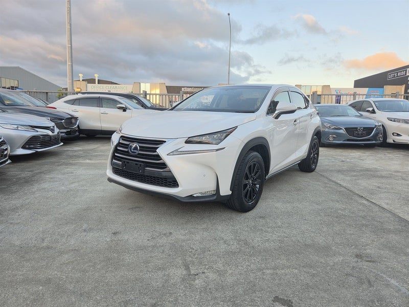 2014 Lexus NX 300h Hybrid